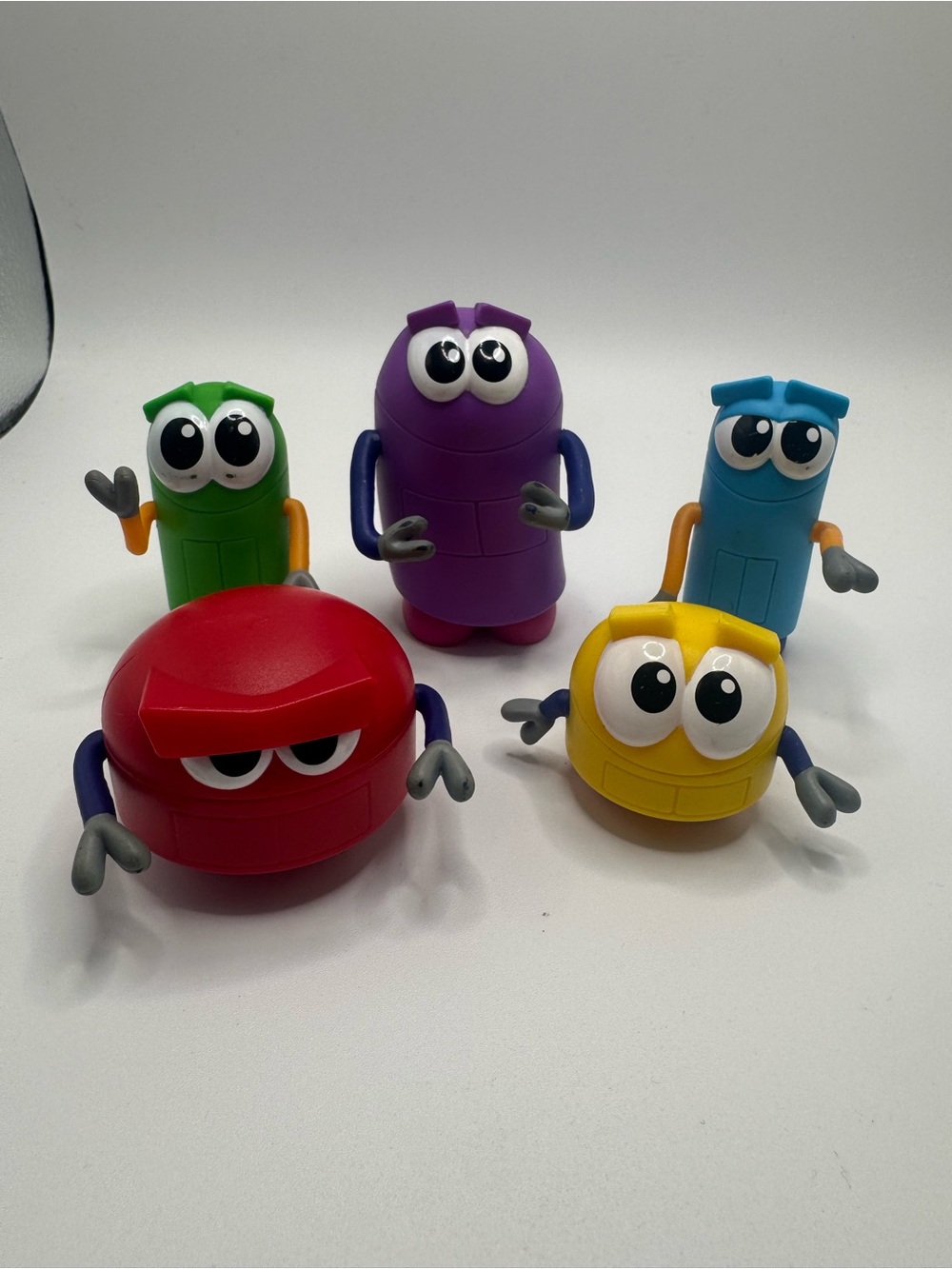 Rare *STORYBOTS* Fisher-Price Story Bots Set of 5 Robot Figures Toys Netflix